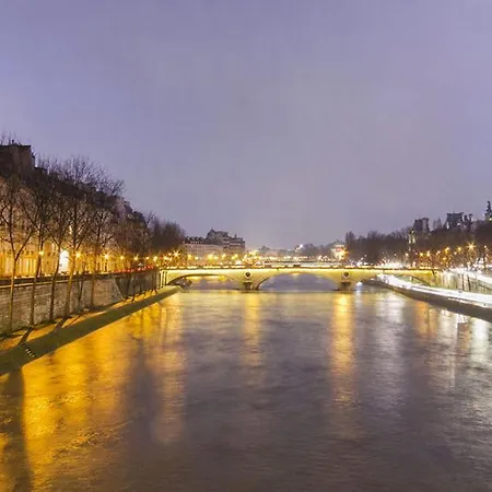 아파트 Renove Parisien En Plein Coeur De L'ile Saint-louis Juste En Face De Notre-dame ! *