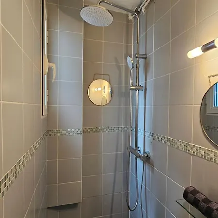 Renove Parisien En Plein Coeur De L'ile Saint-louis Juste En Face De Notre-dame ! 아파트