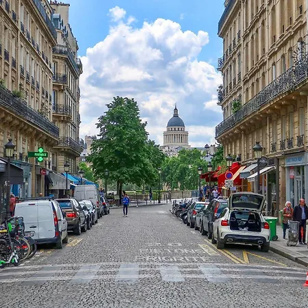 Apartament Renove Parisien En Plein Coeur De L'ile Saint-louis Juste En Face De Notre-dame ! *
