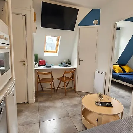 Διαμέρισμα Renove Parisien En Plein Coeur De L'ile Saint-louis Juste En Face De Notre-dame ! *